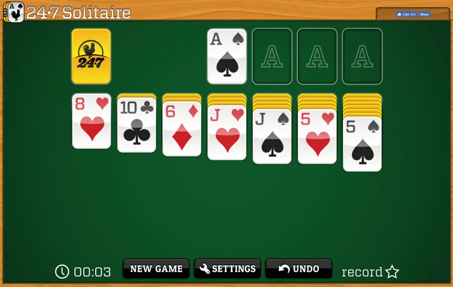 How does a poker tournament work